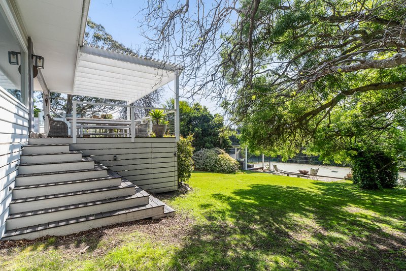 Photo - 104 Baden Powell Drive, Mount Eliza VIC 3930 - Image 17