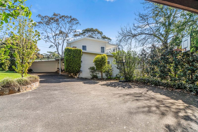 Photo - 104 Baden Powell Drive, Mount Eliza VIC 3930 - Image 24