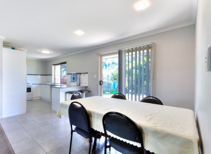 Photo - 104 Barossa Street, Kingston QLD 4114 - Image 3