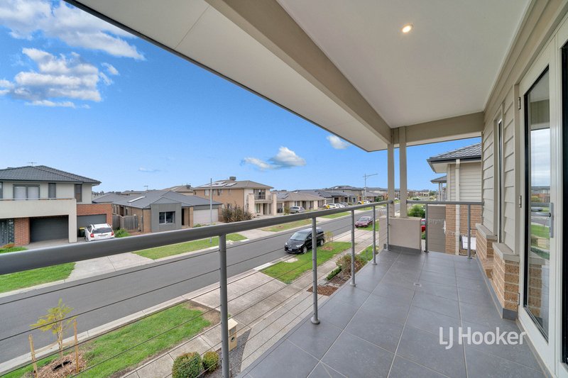 Photo - 104 Bondi Parade, Point Cook VIC 3030 - Image 10