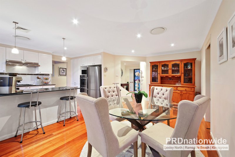 Photo - 104 Canonbury Grove, Bexley North NSW 2207 - Image 4