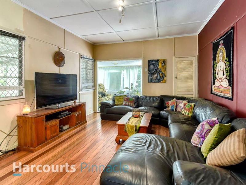 Photo - 104 Crowley Street, Zillmere QLD 4034 - Image 3