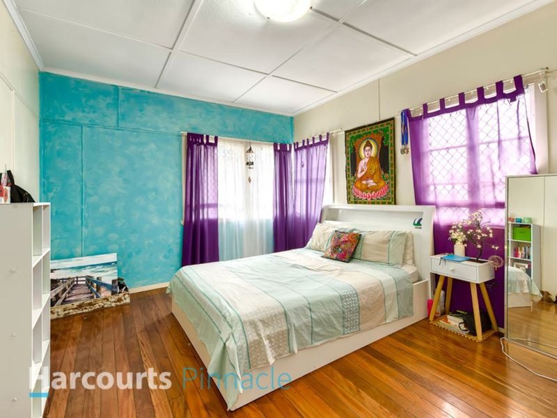 Photo - 104 Crowley Street, Zillmere QLD 4034 - Image 9