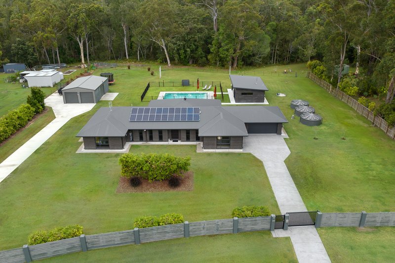 Photo - 104 Devonstone Drive, Cooroibah QLD 4565 - Image 25