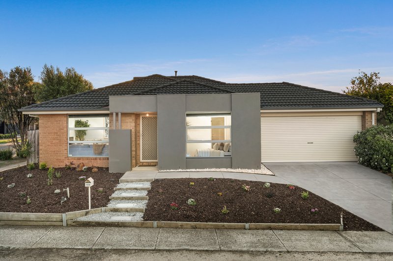 Photo - 104 Diamond Parade, Skye VIC 3977 - Image 1