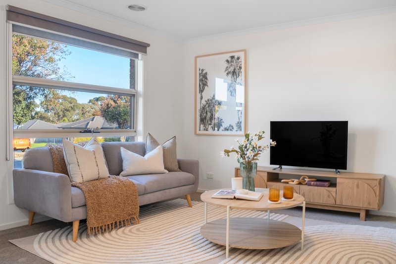 Photo - 104 Diamond Parade, Skye VIC 3977 - Image 3
