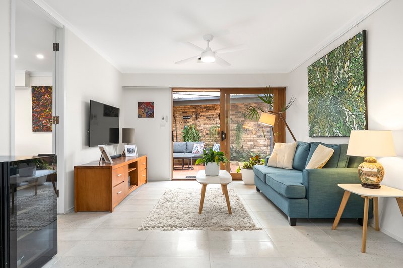 Photo - 104 Duneba Drive, Westleigh NSW 2120 - Image 7