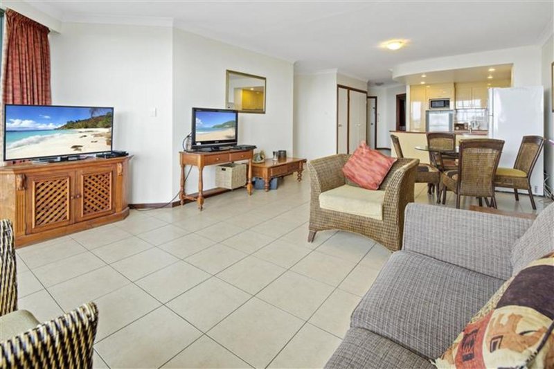 Photo - 10/4 Golden Orchid Drive, Airlie Beach QLD 4802 - Image 7