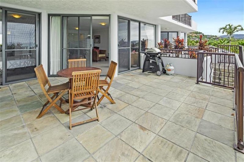 Photo - 10/4 Golden Orchid Drive, Airlie Beach QLD 4802 - Image 11