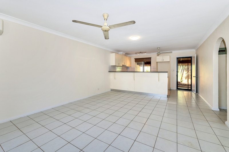 Photo - 10/4 Grassland Crescent, Leanyer NT 0812 - Image 4