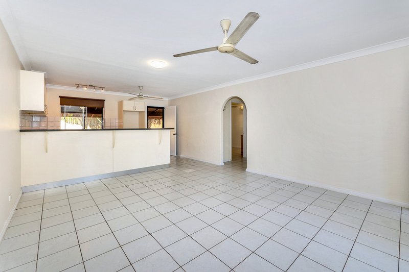 Photo - 10/4 Grassland Crescent, Leanyer NT 0812 - Image 6