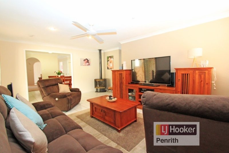 Photo - 104 Greenbank Drive, Werrington Downs NSW 2747 - Image 3