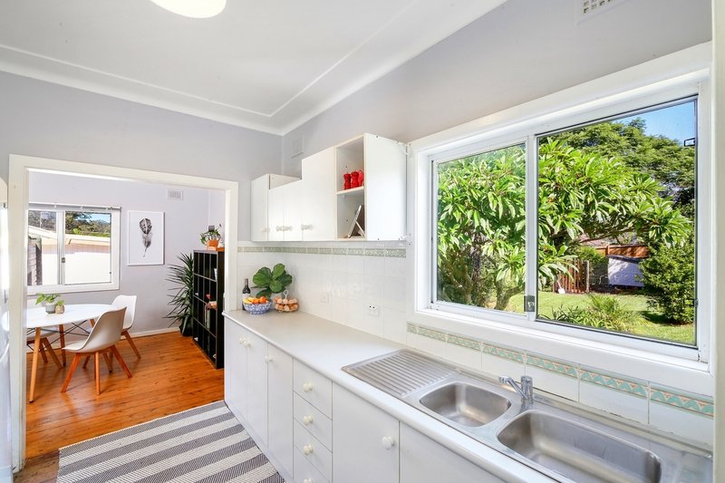 Photo - 104 Hastings Road, Terrigal NSW 2260 - Image 3