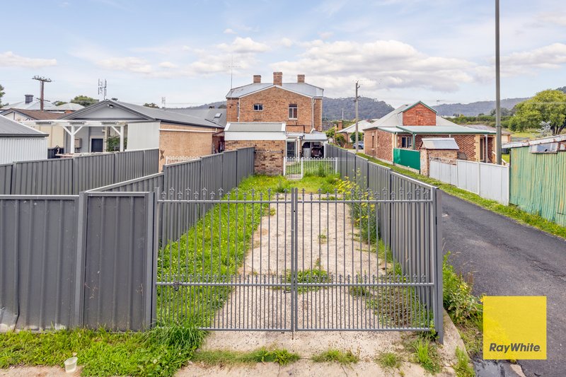 Photo - 104 Inch Street, Lithgow NSW 2790 - Image 15