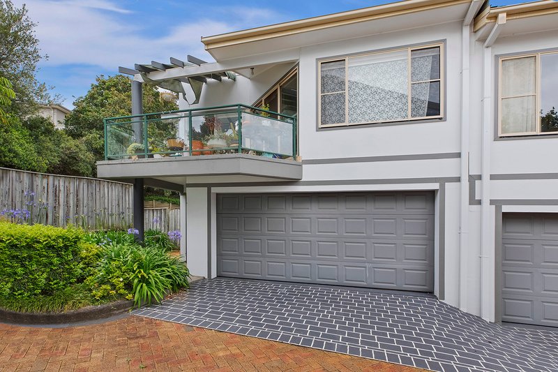 Photo - 10/4 Karla Avenue, Terrigal NSW 2260 - Image 2