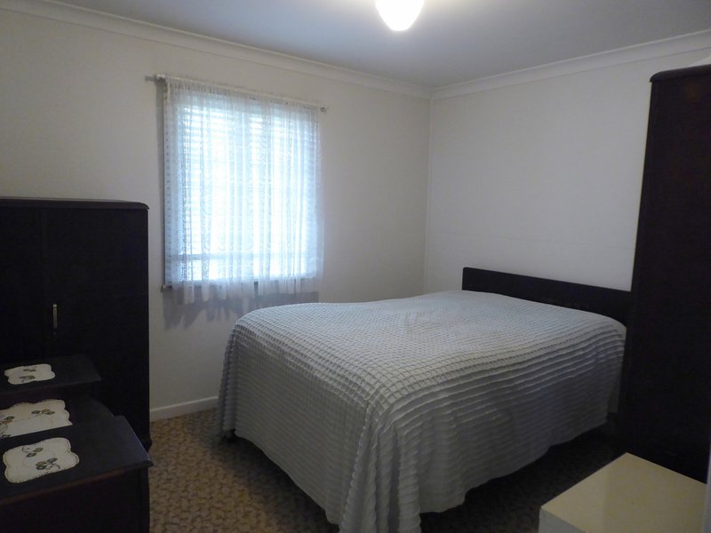 Photo - 104 King St , Woody Point QLD 4019 - Image 8