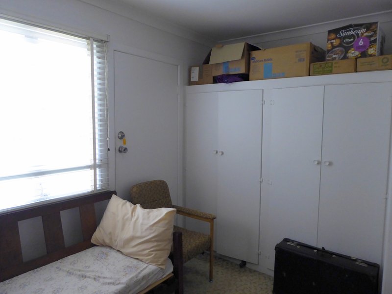 Photo - 104 King St , Woody Point QLD 4019 - Image 12