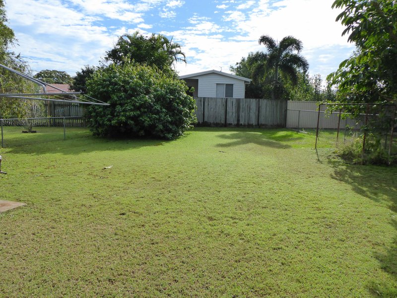 Photo - 104 King St , Woody Point QLD 4019 - Image 18