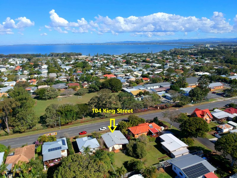 Photo - 104 King St , Woody Point QLD 4019 - Image 20