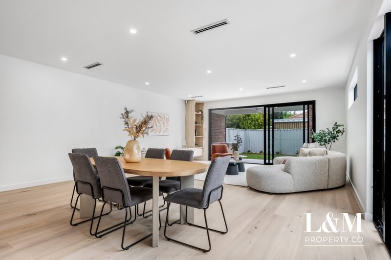 Photo - 104 Lincoln Drive, Keilor East VIC 3033 - Image 8