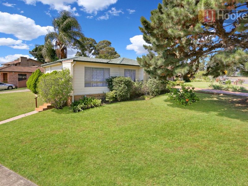 104 Lucretia Road, Seven Hills NSW 2147