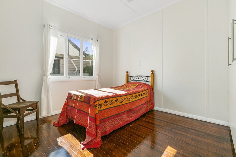 Photo - 104 Manly Road, Manly West QLD 4179 - Image 7