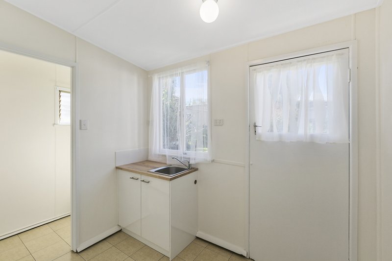 Photo - 104 Manly Road, Manly West QLD 4179 - Image 10