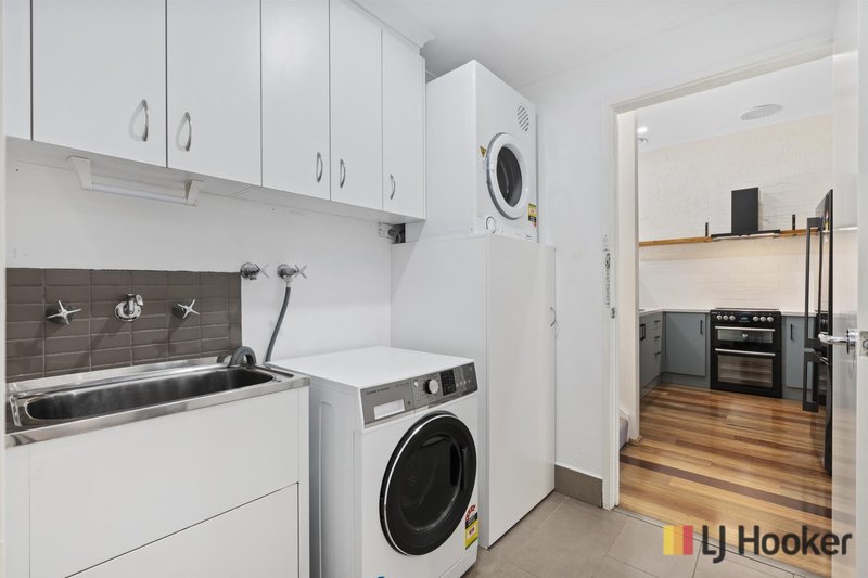 Photo - 10/4 Mansfield Place, Phillip ACT 2606 - Image 10