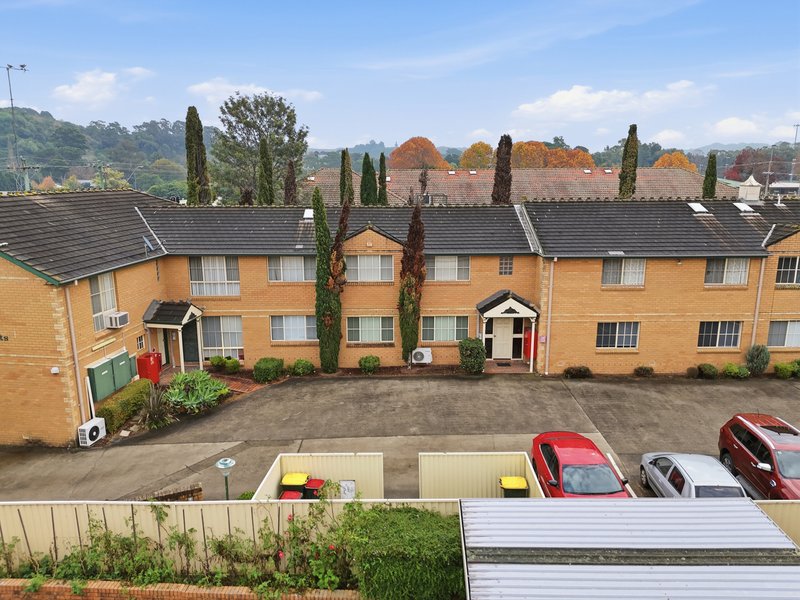 Photo - 10/4 Margaret Street, Picton NSW 2571 - Image 1