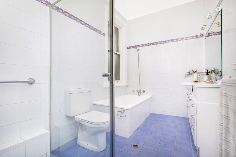 Photo - 104 Newland Street, Bondi Junction NSW 2022 - Image 7