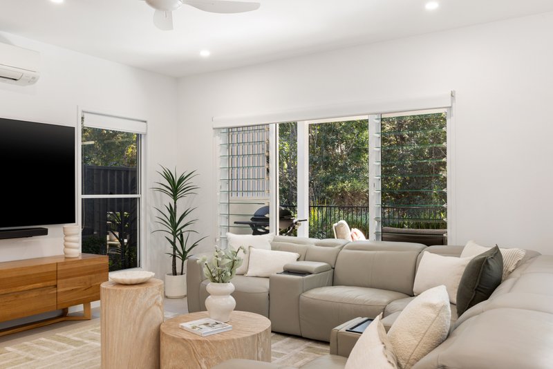 Photo - 104 Palm Forest Circuit, Forest Glen QLD 4556 - Image 13