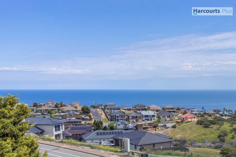 Photo - 104 Perry Barr Road, Hallett Cove SA 5158 - Image 5