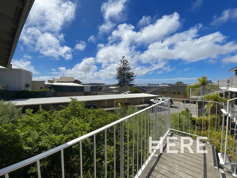 Photo - 10/4 Sackville Terrace, Scarborough WA 6019 - Image 13