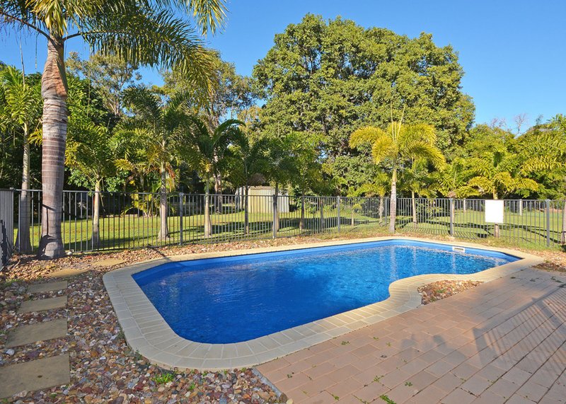 Photo - 104 Seaview Drive, Booral QLD 4655 - Image 4