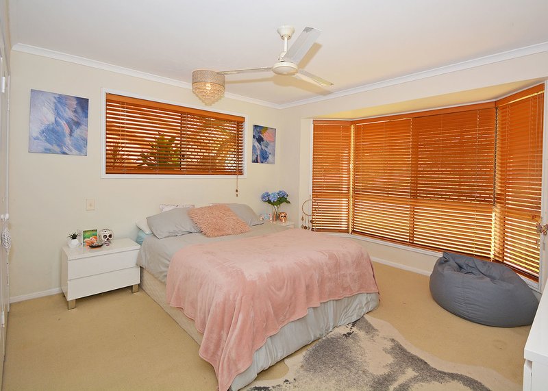 Photo - 104 Seaview Drive, Booral QLD 4655 - Image 14