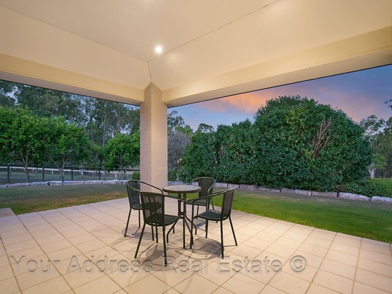 Photo - 104 Silvereye Crescent, Greenbank QLD 4124 - Image 4