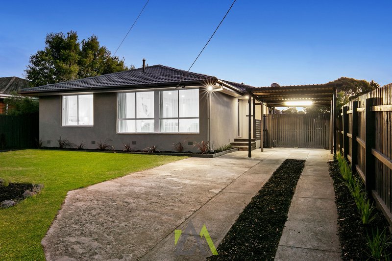 104 Tamarisk Drive, Frankston North VIC 3200