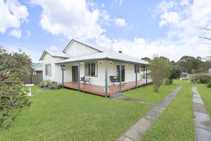 104 Vulture Street, Ellalong NSW 2325