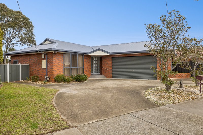 Photo - 104 Wattle Avenue, Werribee VIC 3030 - Image 1