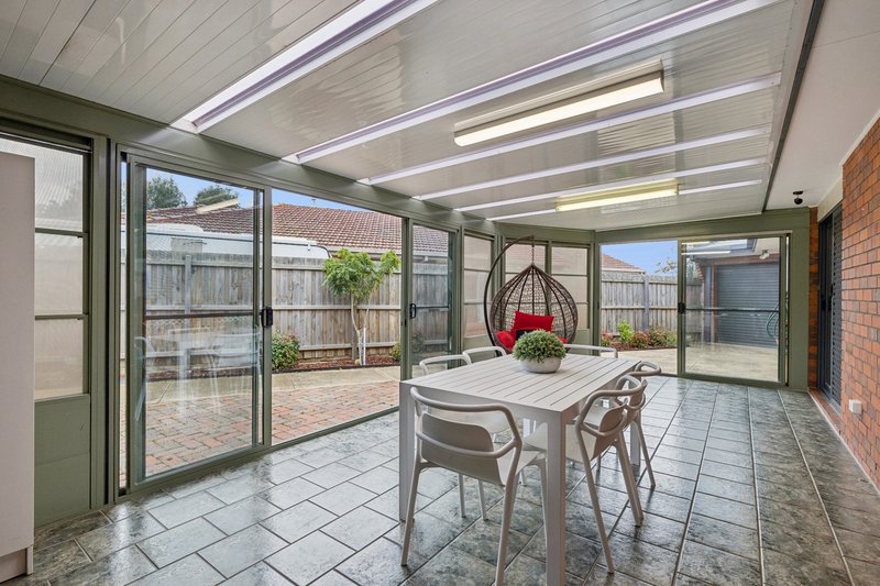 Photo - 104 Wattle Avenue, Werribee VIC 3030 - Image 23
