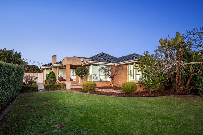 Photo - 104 Willow Bend, Bulleen VIC 3105 - Image 13