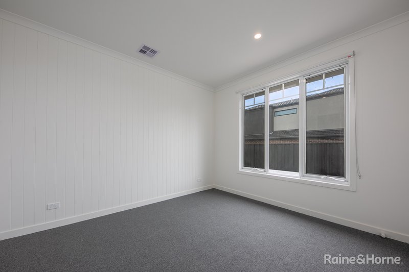 Photo - 10/40 Mitchells Lane, Sunbury VIC 3429 - Image 6