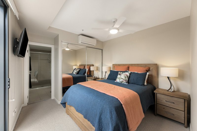 Photo - 10407/300 Old Cleveland Road, Coorparoo QLD 4151 - Image 7