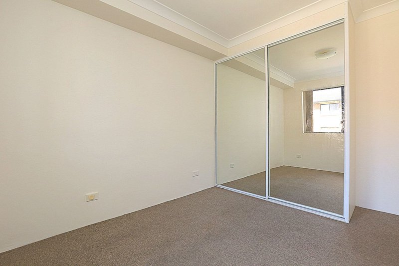 Photo - 10/41-43 Cairds Avenue, Bankstown NSW 2200 - Image 5