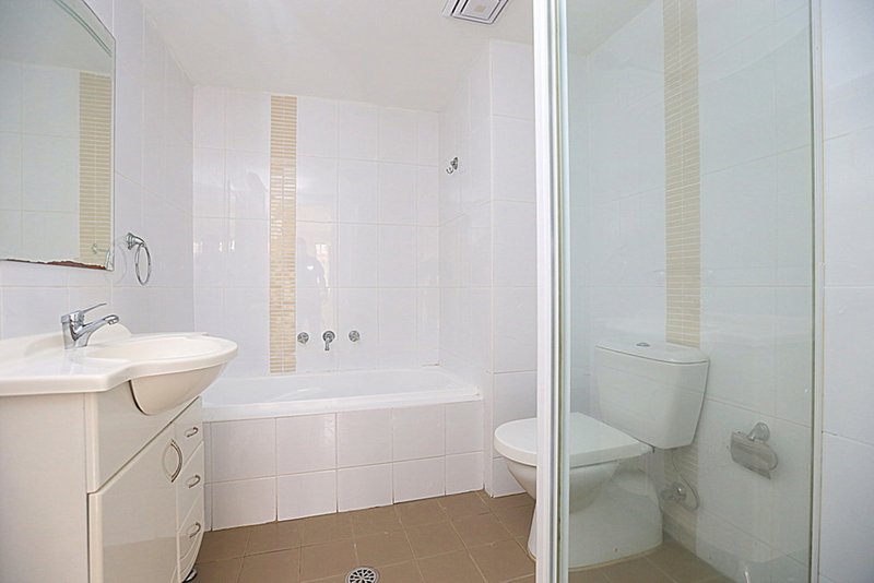 Photo - 10/41-43 Cairds Avenue, Bankstown NSW 2200 - Image 6