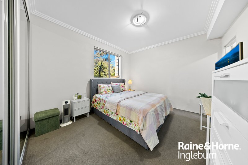 Photo - 10/41 Santana Road, Campbelltown NSW 2560 - Image 5