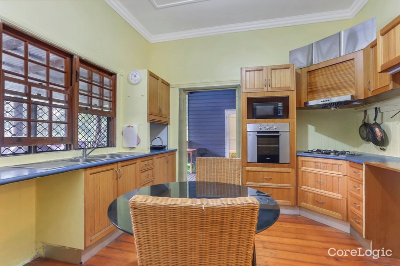 Photo - 1041 South Pine Road, Everton Hills QLD 4053 - Image 3