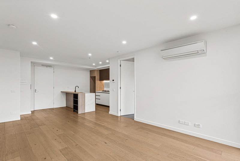 Photo - 104/12 Napier Street, Footscray VIC 3011 - Image 7