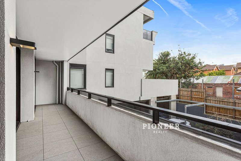 Photo - 104/12 Napier Street, Footscray VIC 3011 - Image 15