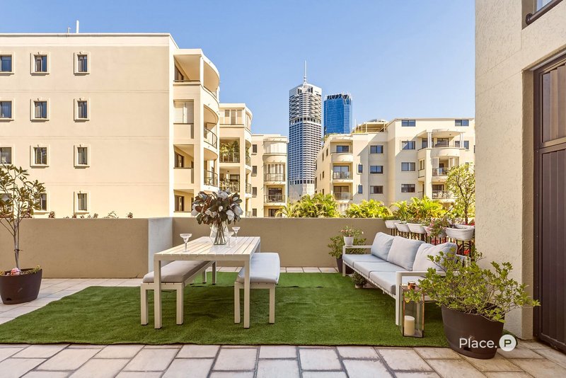 Photo - 104/193 Main Street, Kangaroo Point QLD 4169 - Image 6